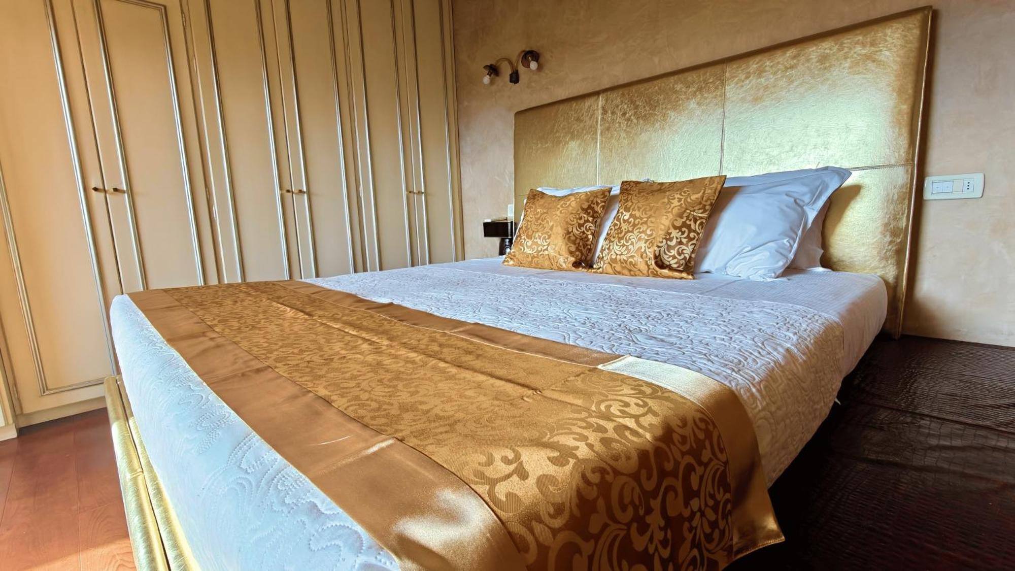 ורונה Opera Luxury Apartment מראה חיצוני תמונה
